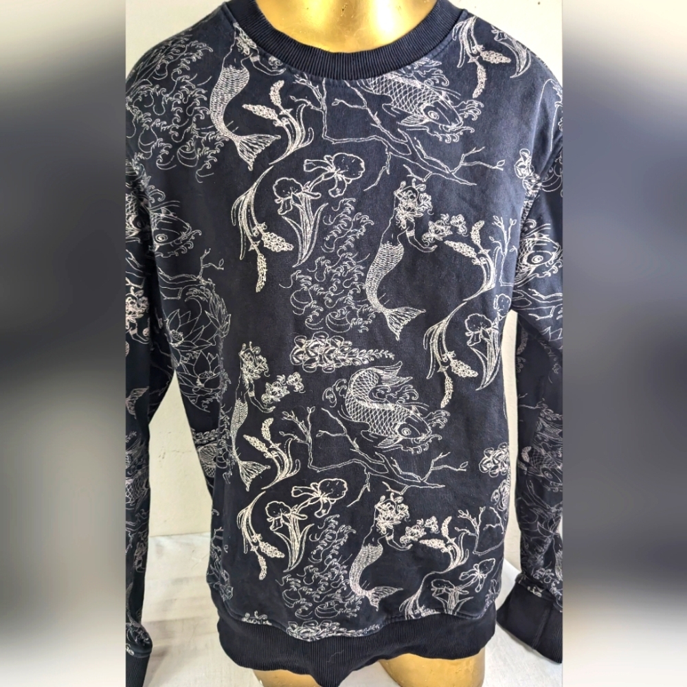 NOIZE AMSTRDM Black Sweatshirt White Graphics of Koi Fish and Mermaids M…